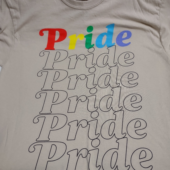 Pride T-shirt Bundle - Picture 4 of 4